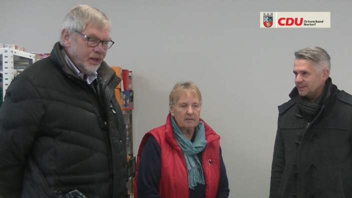 Übergabe Tiefkühltruhe Nortorfer Tafel